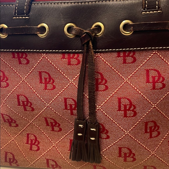 Dooney & Bourke Pink Red Fabric Signature DB Tassel Shoulder Bag Satchel Purse - Picture 7 of 7
